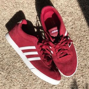 Women’s Court Side Adidas size 9